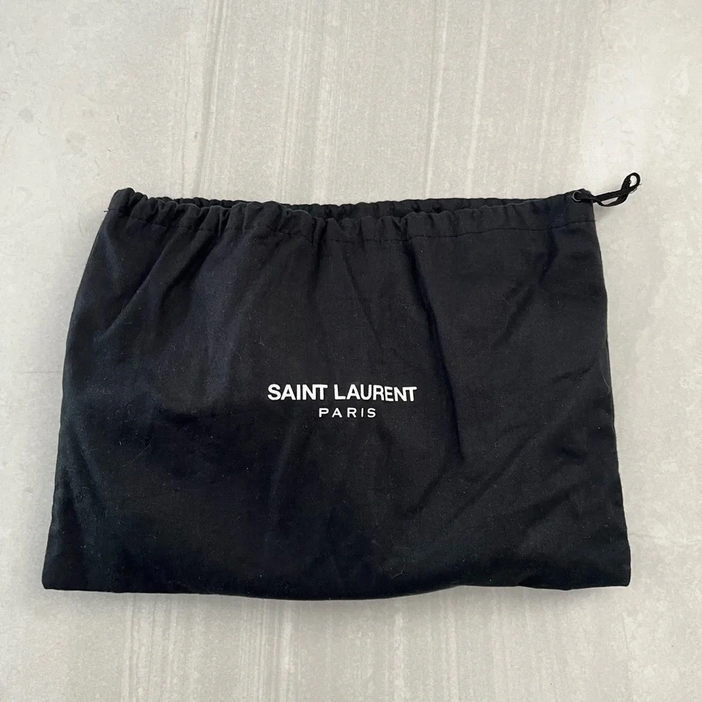 Yves Saint Laurent Black Quilted Shoulder Bag - Picture 11 of 11